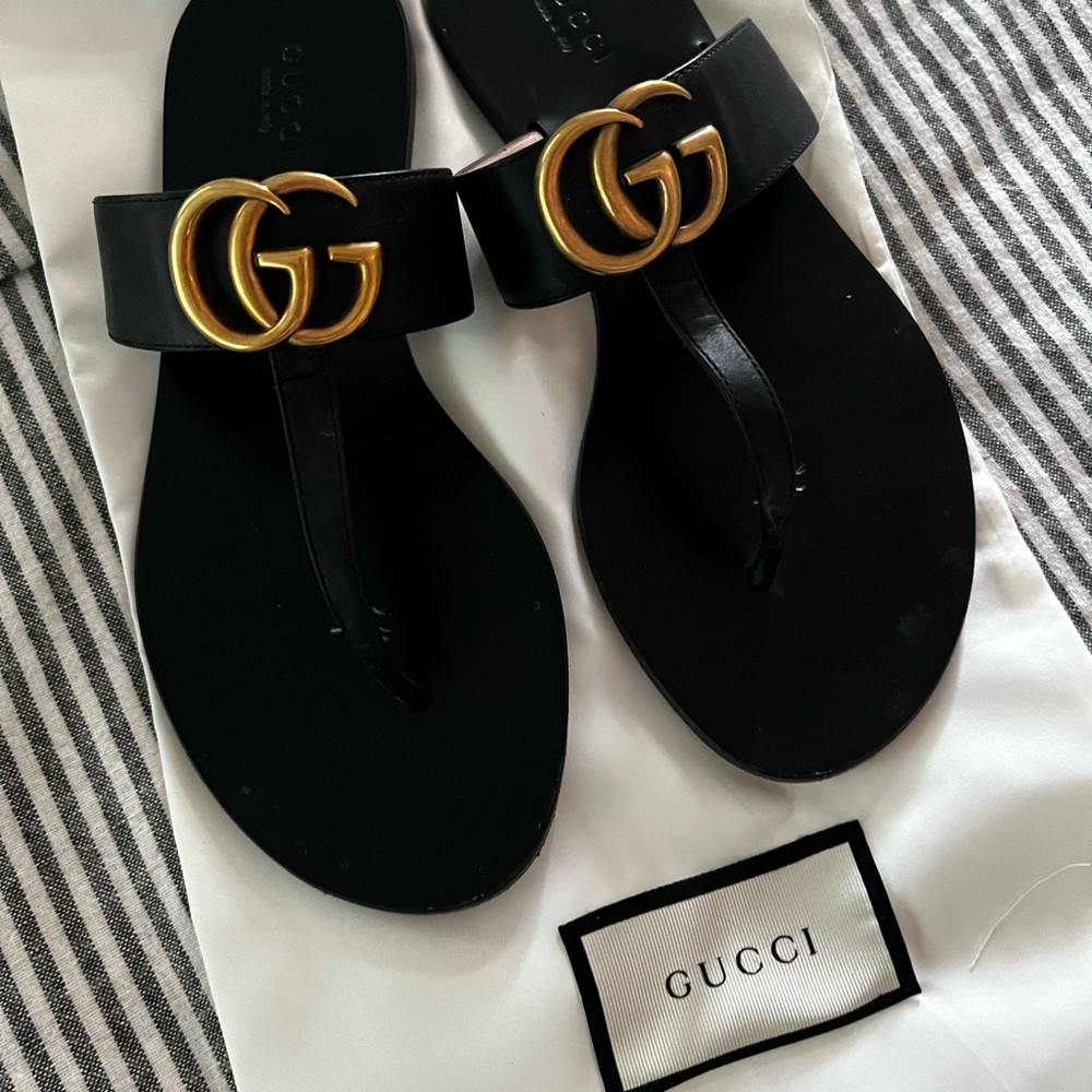 GUCCI Marmont leather GG sandal